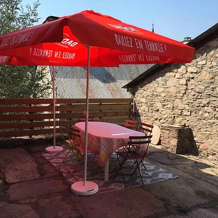 Chaleureuse Maison De Montagne Hébergement de vacances Garin