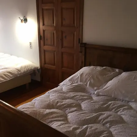 Chaleureuse Maison De Montagne Hébergement de vacances Garin