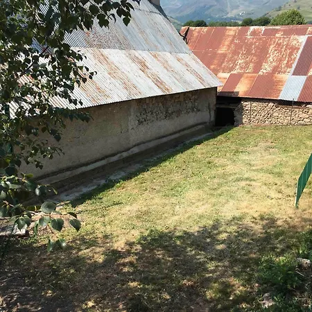 Chaleureuse Maison De Montagne Hébergement de vacances *